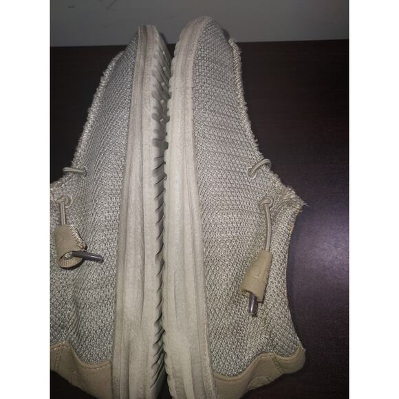 Hey Dude Slip On Shoes Mens Size 8 Wally Sox Casual Mesh Shoes Beige - Picture 9 of 16